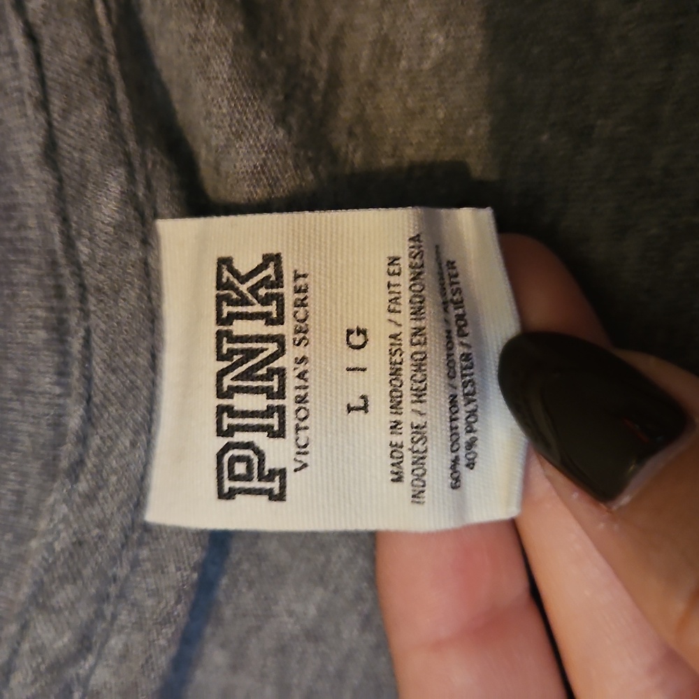PINK Victoria's Secret Short Sleeve Tee - Picture 2 of 3